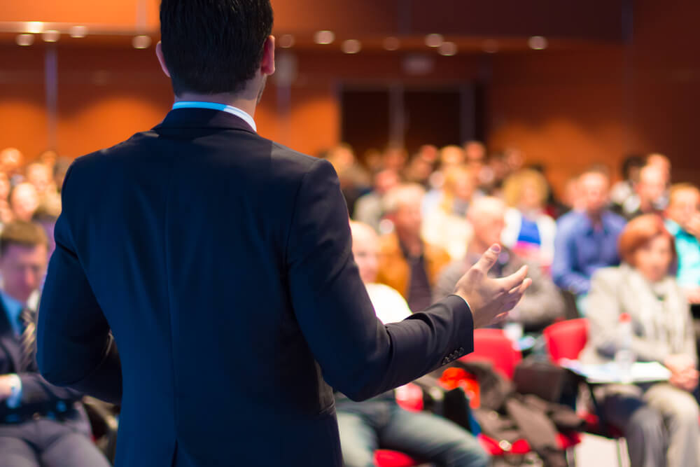 saiba como tornar sua palestra unica e engajar o publico